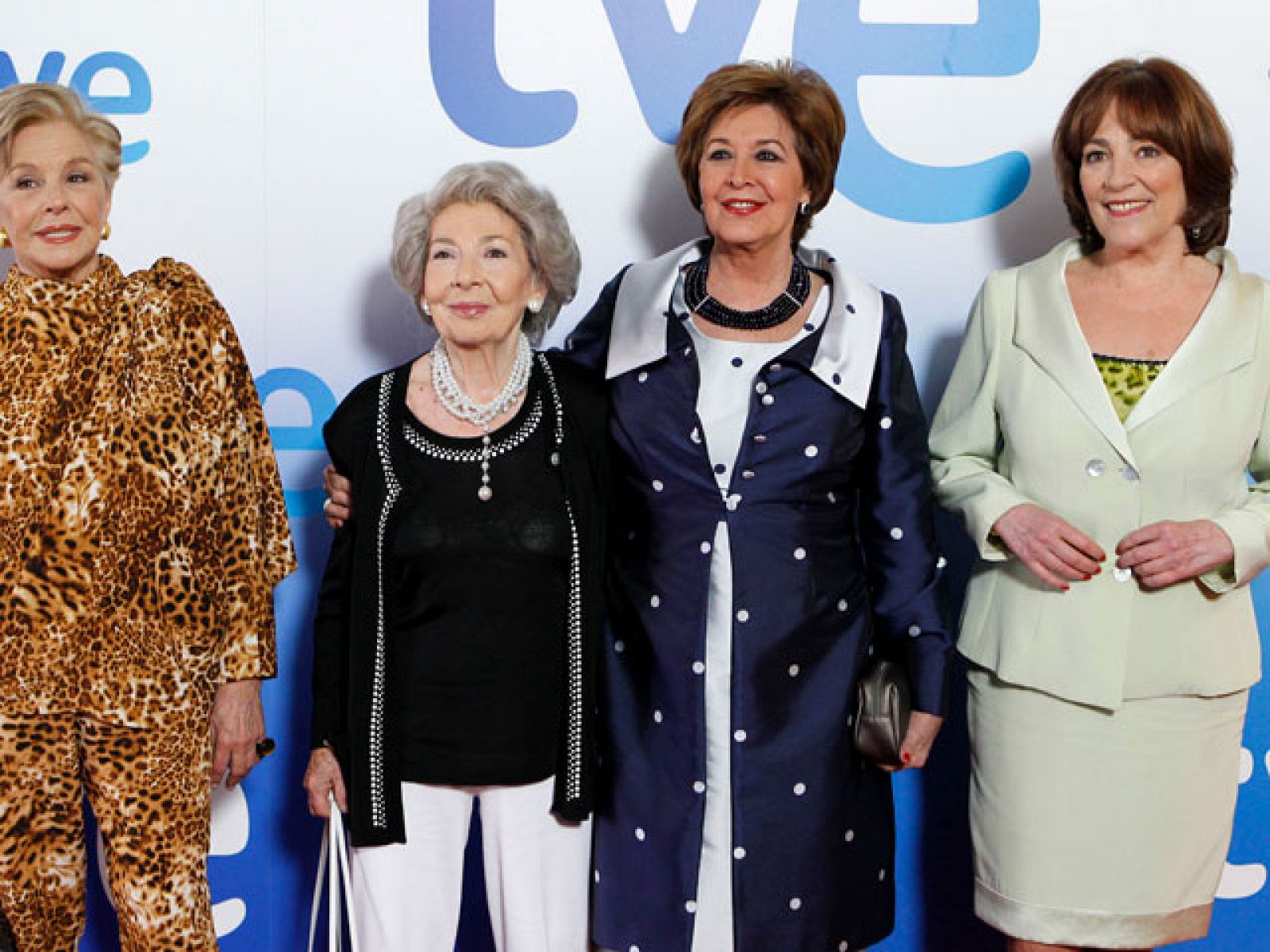 Vuelven "Las chicas de oro" en versión española | Ver