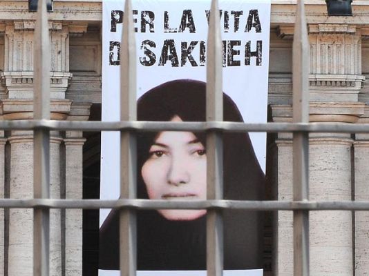  - Irán no lapidará a Ashtiani