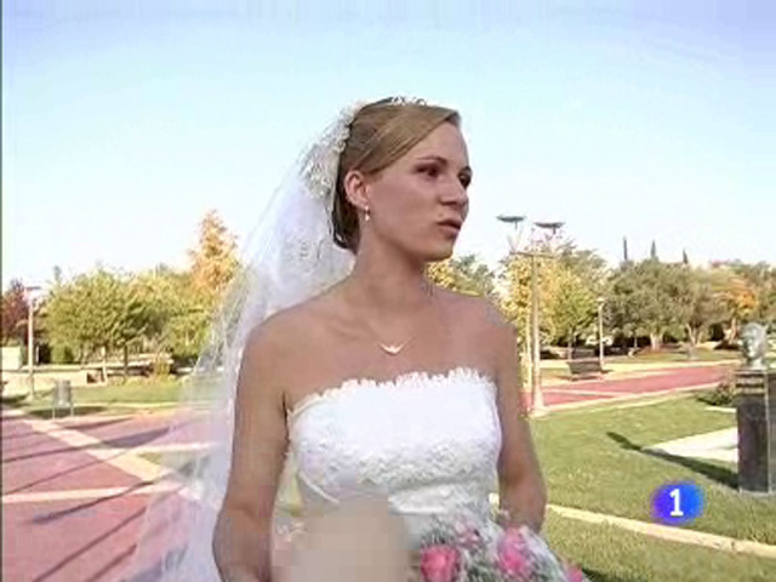 Comando Actualidad - Boda low cost - Comando Actualidad | Ver