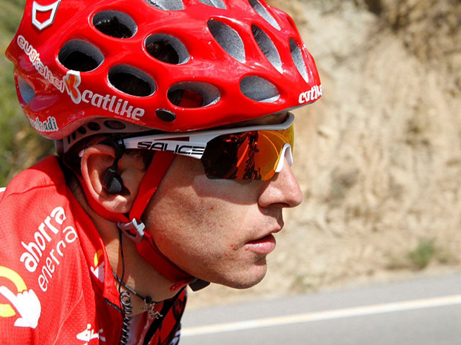 "Si tengo fuerzas intentaré atacar, si no procuraré mantener lo que tengo", ha indicado el maillot rojo de la Vuelta. Sin embargo, el vasco asume que "la ventaja con Nibali y Tondo puede no ser suficiente".