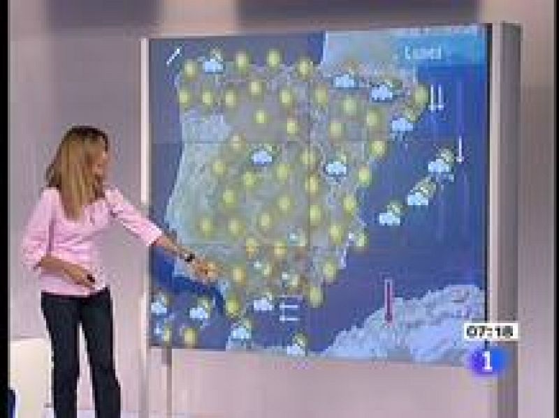 La Agencia Estatal de Meteorología (Aemet) prevé para este lunes predominio de tiempo poco nuboso con posibilidad de algún chubasco aislado en Baleares, nordeste de Cataluña y puntos de Andalucía oriental 