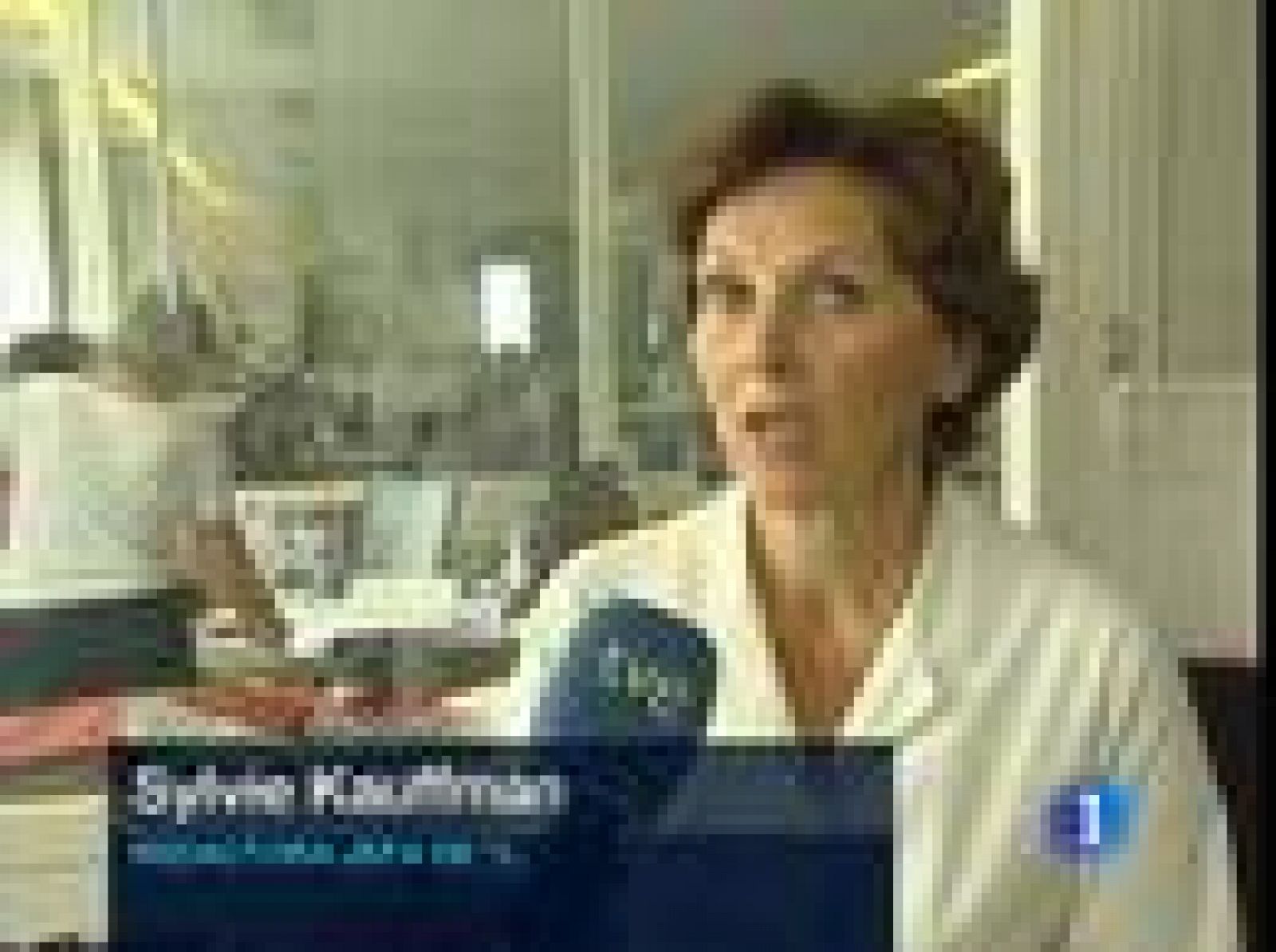 El diario Le monde acusa al Elíseo de espionaje | Ver