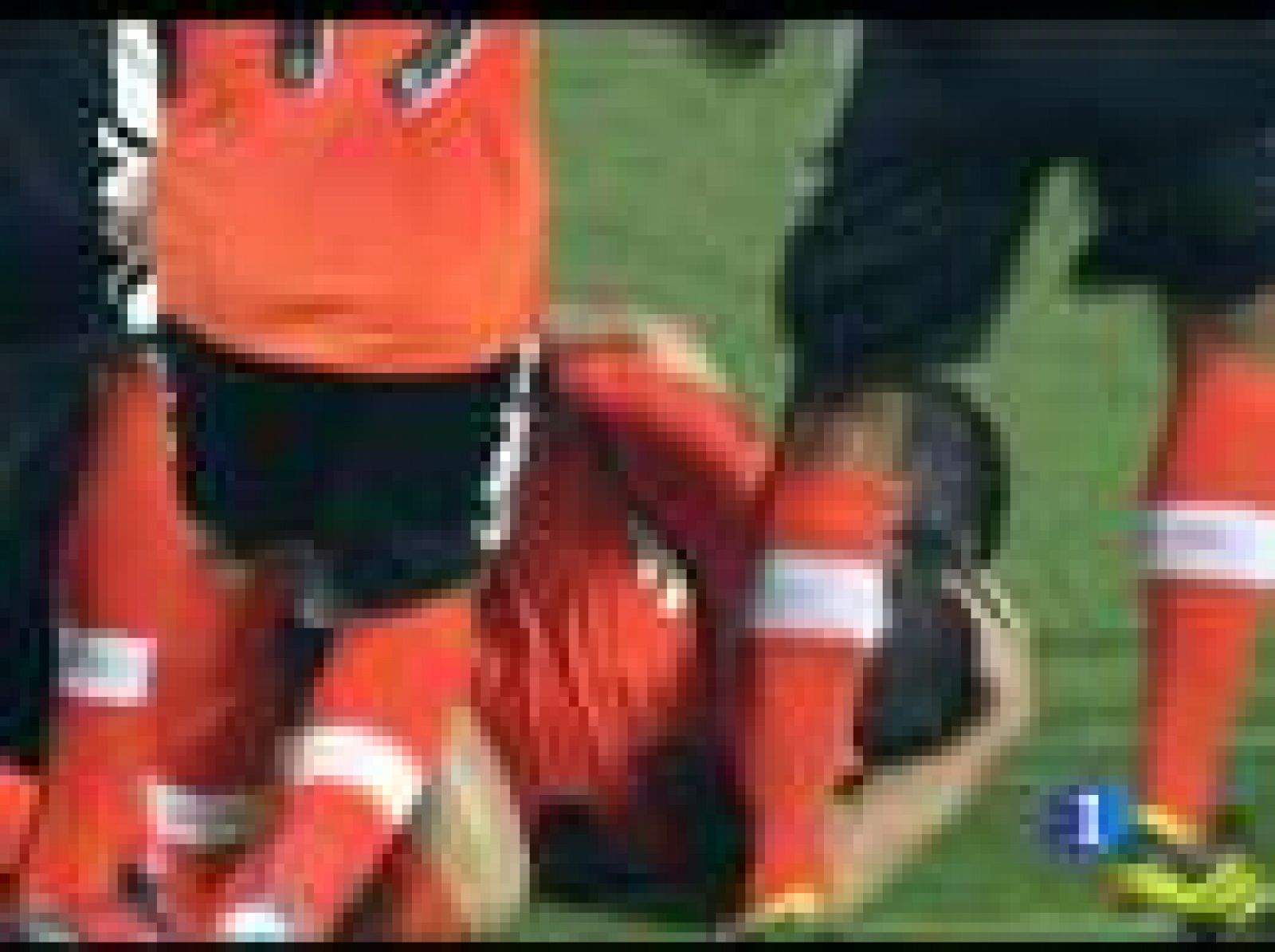 El Valencia golea 0-4 al Bursaspor | Ver