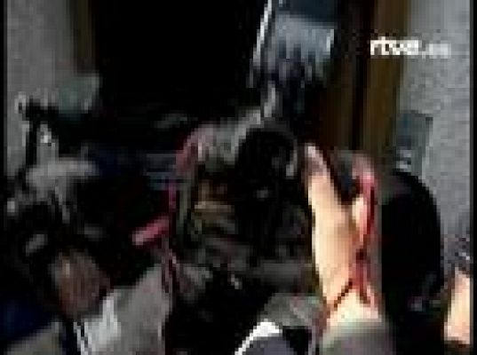  - Los terroristas asisten al registro