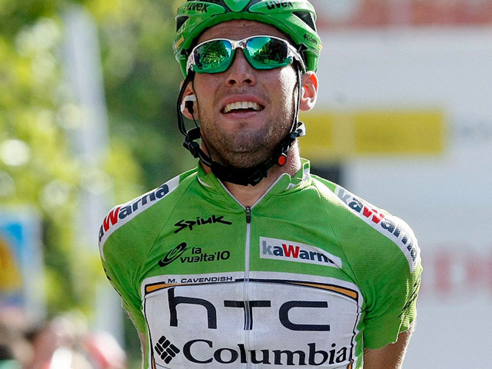 El británico Mark Cavendish, del Columbia, firmó su tercera victoria en la Vuelta tras imponerse con autoridad al esprint en la decimoctava etapa de la Vuelta disputada entre Valladolid y Salamanca, de 148,9 kilómetros, jornada de transición que le p
