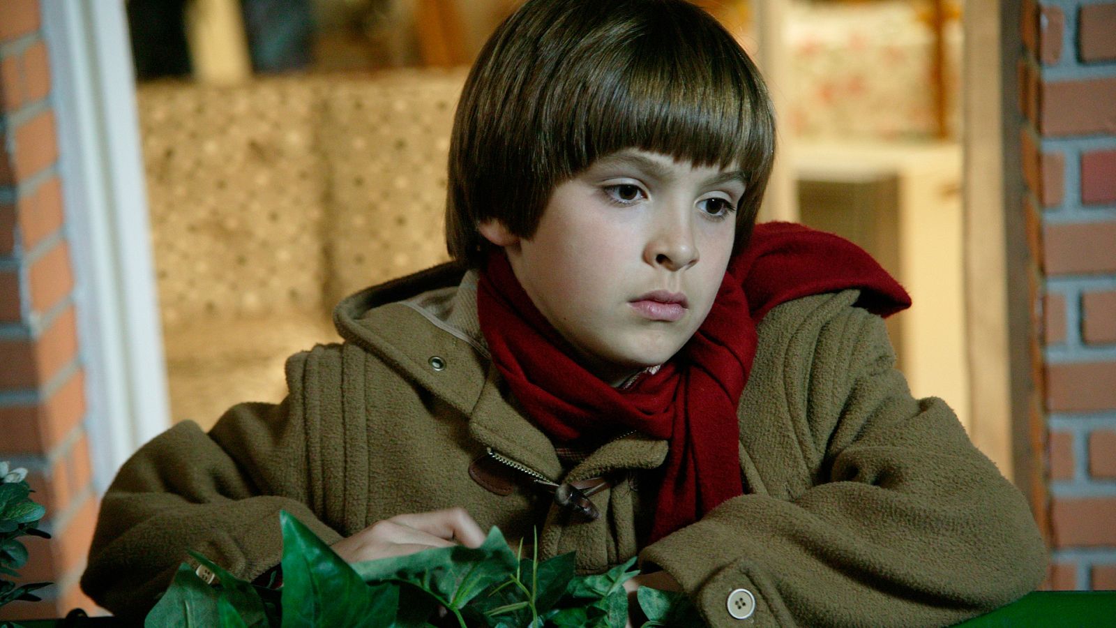 Cuéntame cómo pasó - T6 - Episodio 6: Polvorones bajo palio - Ver ahora