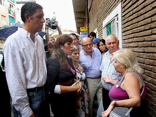 Una eurodiputada del partido de Sarkozy visita Badalona