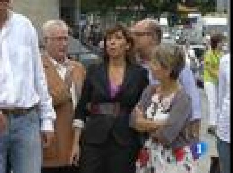 Una eurodiputada del partido de Sarkozy visita Badalona
