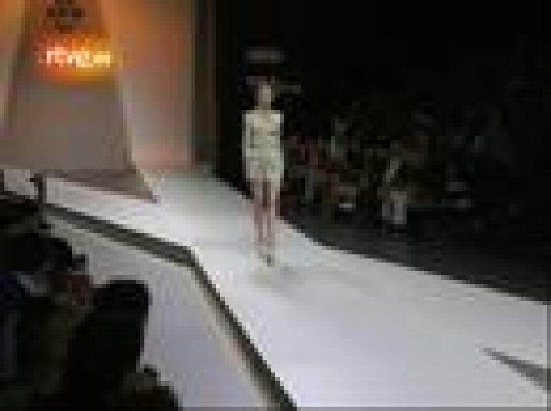  Diana Dorado en Cibeles Madrid Fashion Week