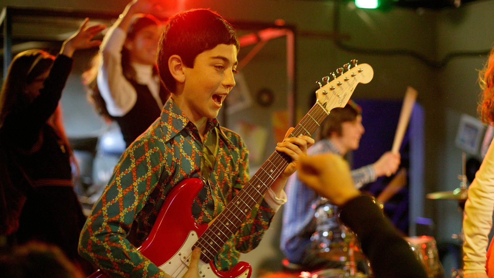 Cuéntame cómo pasó - T7 - Episodio 17: Yesterday - Ver ahora