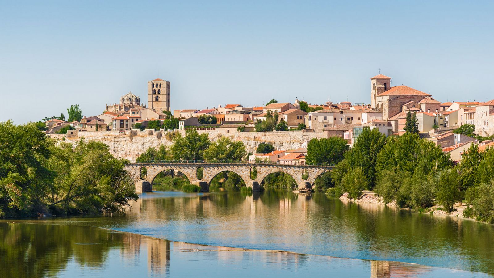 Ciudades para el Siglo XXI - Zamora, memoria en la piedra - Ciudades para el siglo XXI | Ver