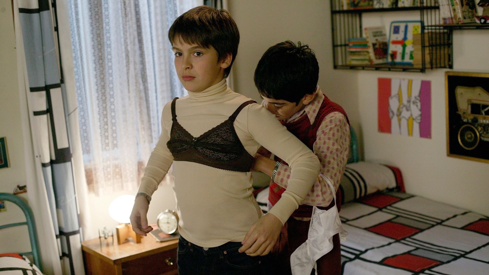 Cuéntame cómo pasó - T8 - Episodio 17: El arte de desabrochar los sujetadores - Ver ahora