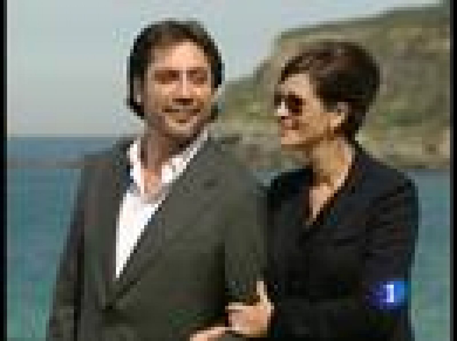 Javier Bardem y Julia Roberts han mostrado su complicidad en San Sebastián, donde hoy se va a vivir uno de los momentos más esperados del Festival de cine: la entrega del Premio Donostia a Julia Roberts por toda su carrera. 