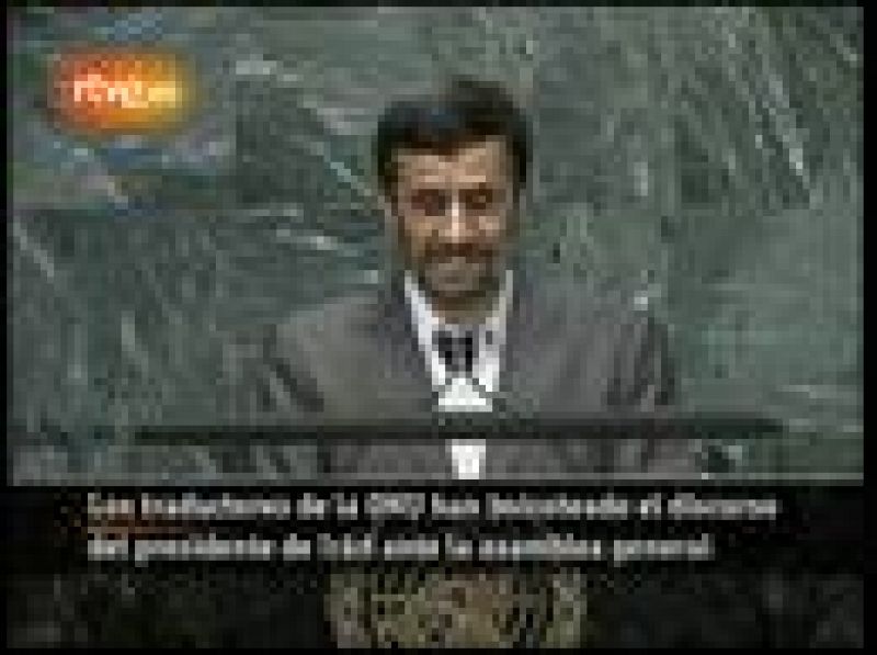 Los traductores de la ONU han boicoteado el discurso del presidente de Irán, Mahmud Ahmadineyad, por considerar que no coindían sus palabras en farsi con la transcripción que les había facilitado.