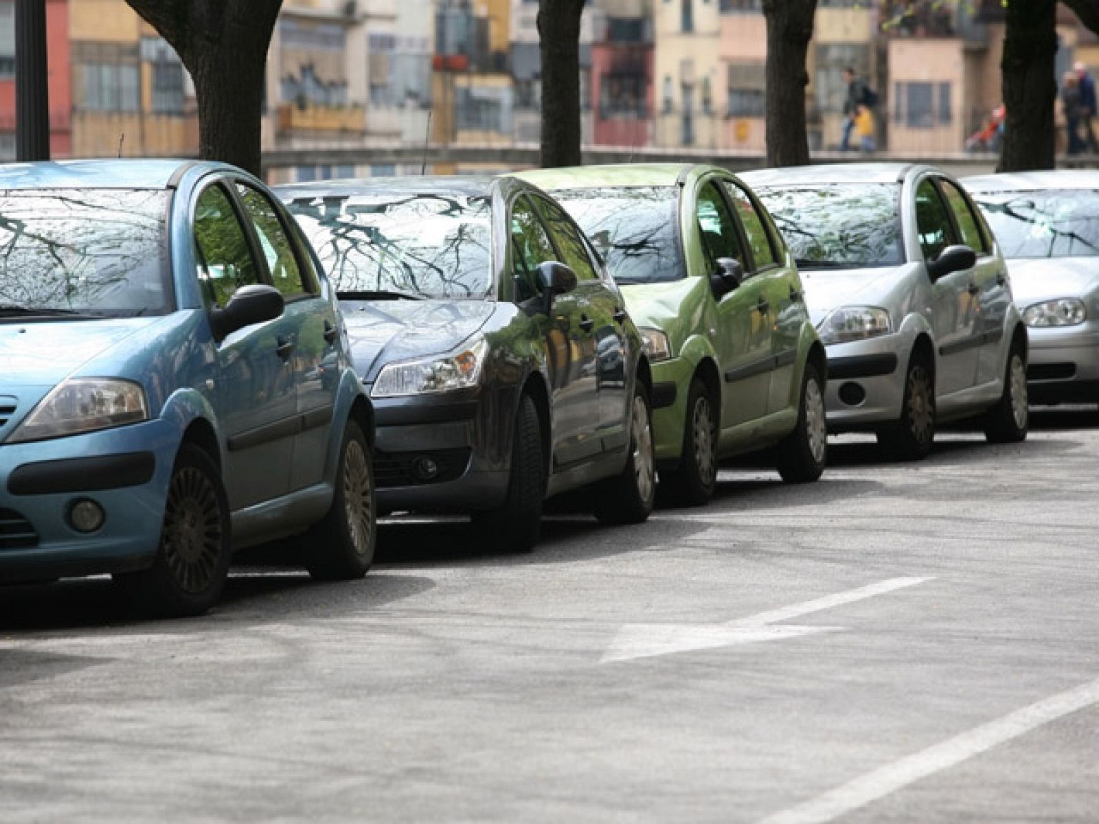 Comparamos qué sale mejor entre ir en coche o en transporte público