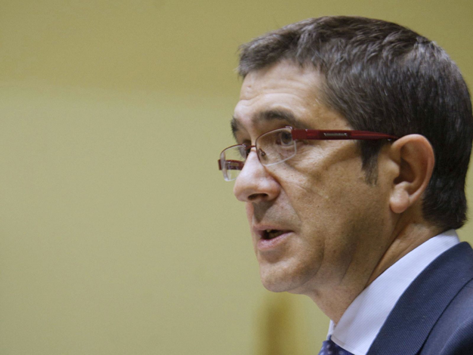 Acuerdo para traspasar al País Vasco las políticas activas de empleo | Ver