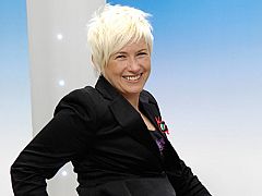 El mundo se mueve contigo - Gema Hassen-Bey presenta "el mundo se mueve contigo"