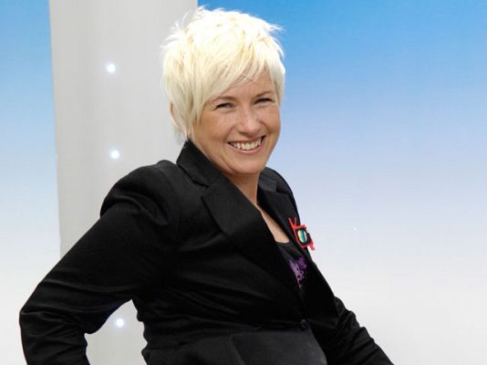 El mundo se mueve contigo - Gema Hassen-Bey presenta