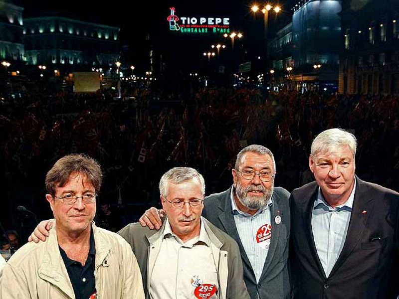 UGT y CC.OO. animan a los piquetes informativos "a parar" el país