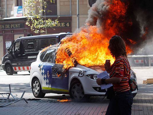  - Comercios cerrados, calles cortadas
