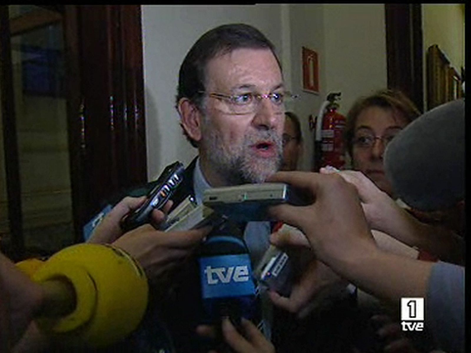 Sin programa: Rajoy apoya a San Gil | RTVE Play