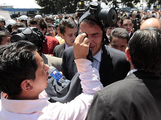  - Correa en el centro de la protesta