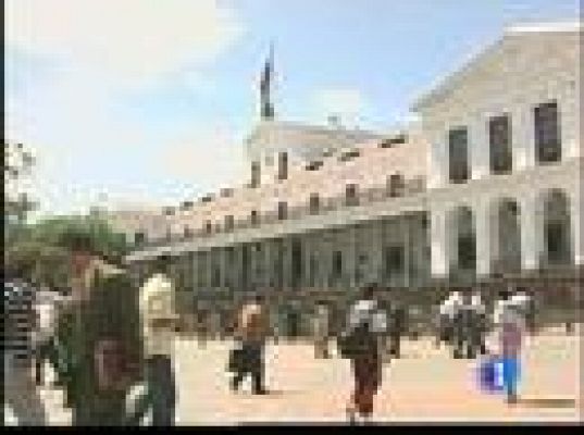  - La calma regresa a Ecuador