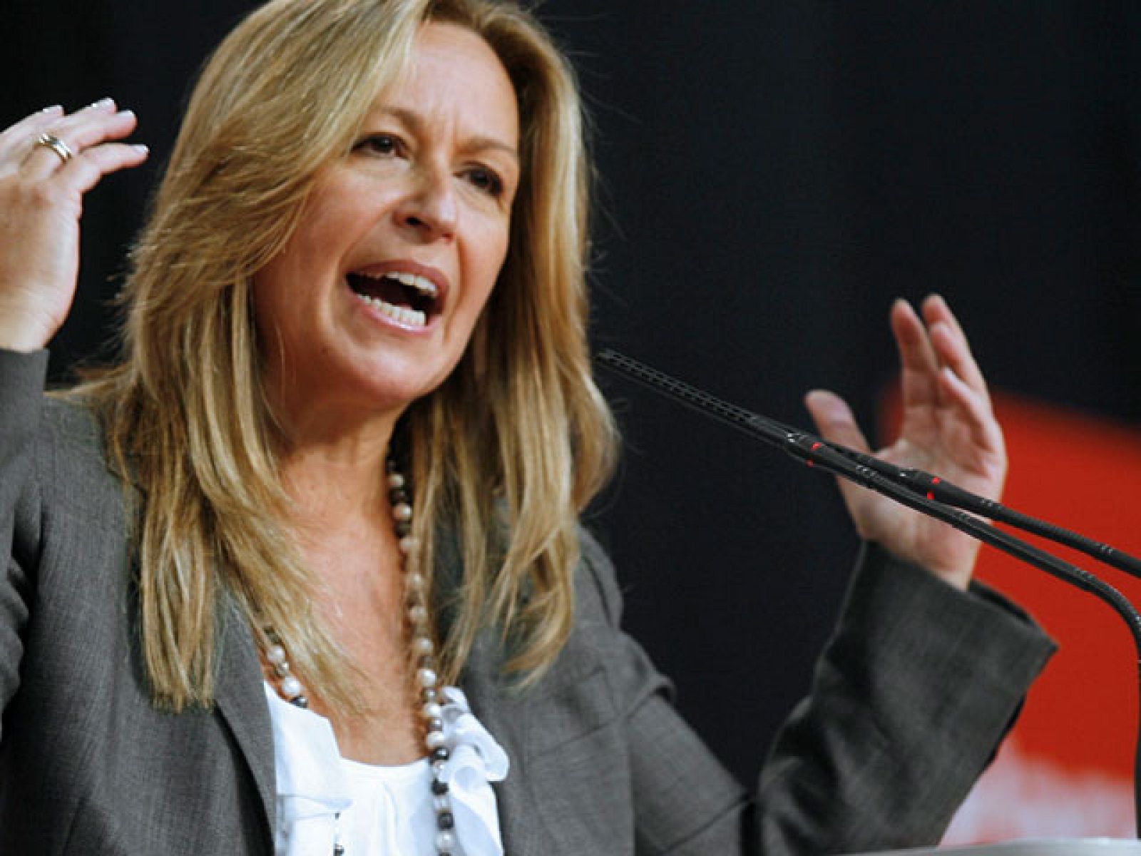 Jiménez dice que mañana "sale un tren hacia a Sol, que parará en Cibeles para dejar a Jaime"