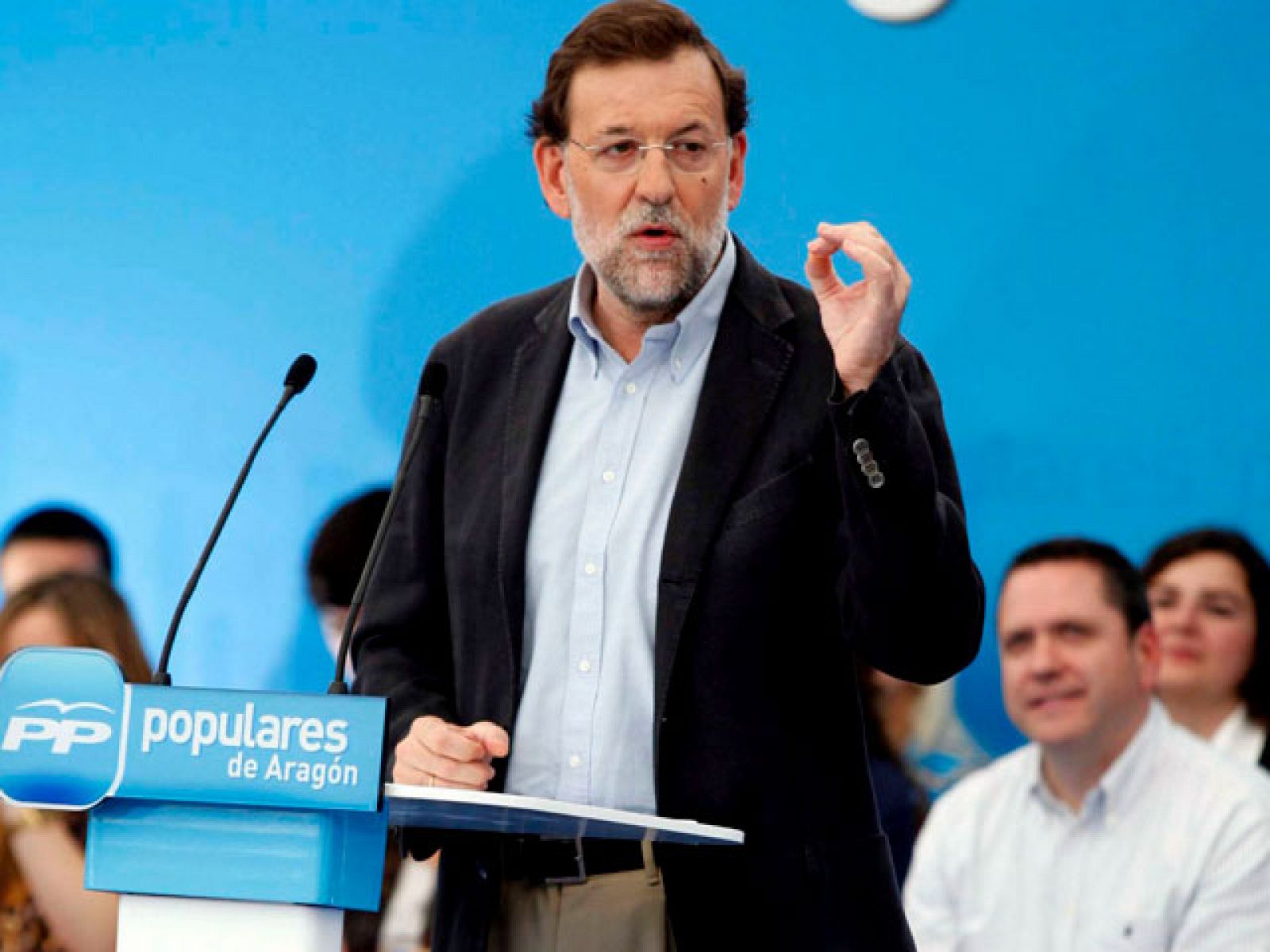 Rajoy pide el apoyo a votantes ajenos al PP para "acabar con esta pesadilla"