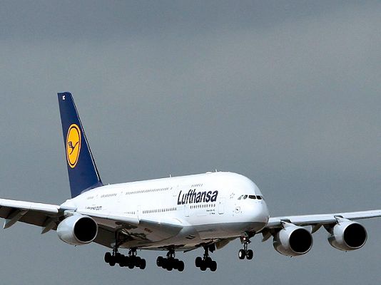 Telediario 1 - Telediario en 4' - 02/10/10