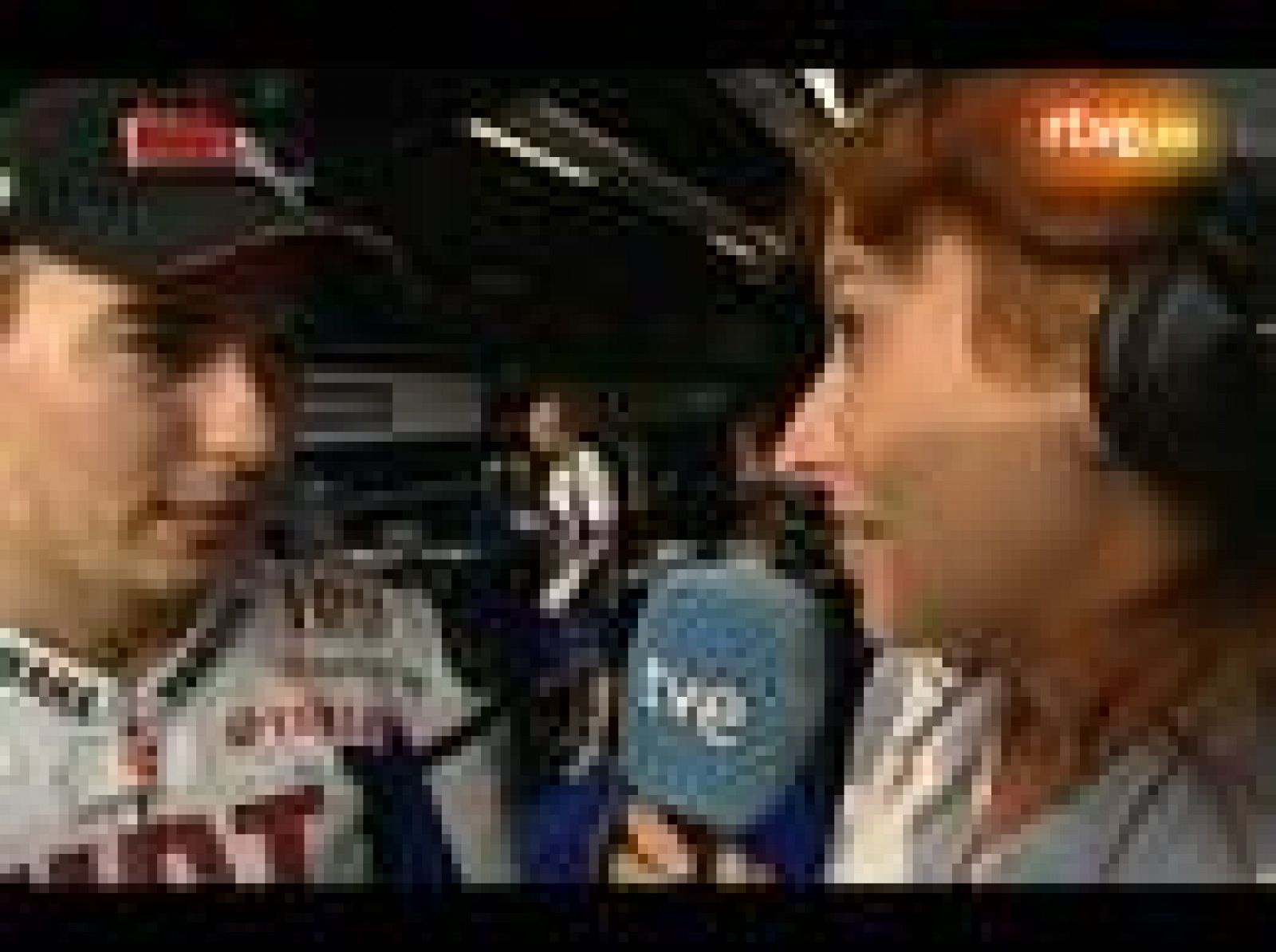 Lorenzo describe su pelea con Valentino Rossi durante la carrera del Gran Premio de Japón, en la que se ha impuesto Rossi (tercero) por delante del mallorquín (cuarto)