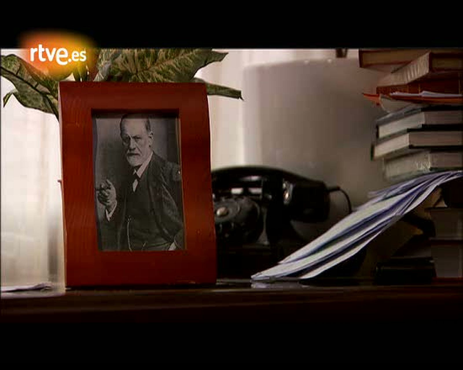 Ciudad K - Capítulo 3: Diván del psicoanalista - Ciudad K | Ver