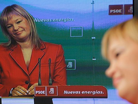  - Pajín destaca el apoyo "sin fisuras" de Gómez a Zapatero y habla de unidad de todo el partido