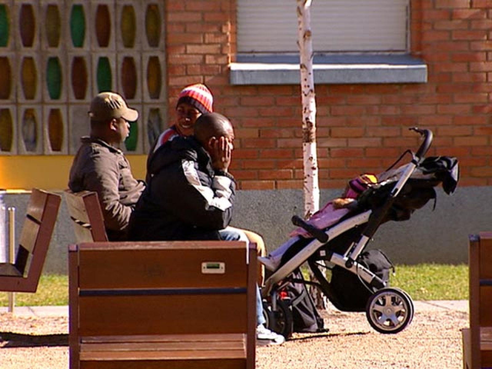 Los defensores del Pueblo de la Unión Europea han denunciado que la mala situación económica lleva a los Gobiernos a endurecer sus políticas de inmigración.