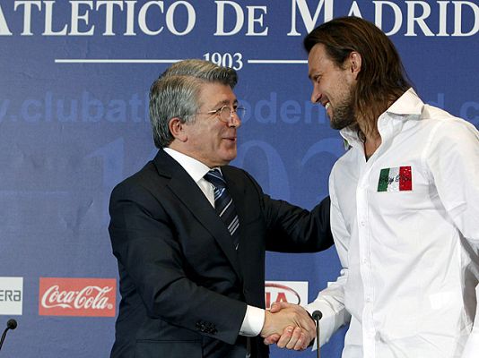  - Cerezo matiza lo que dijo Forlán