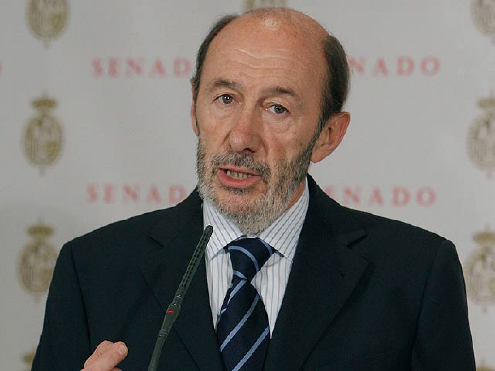 Rubalcaba "ni tan siquiera sospecha" que Venezuela esté implicado en los entrenamientos de ETA