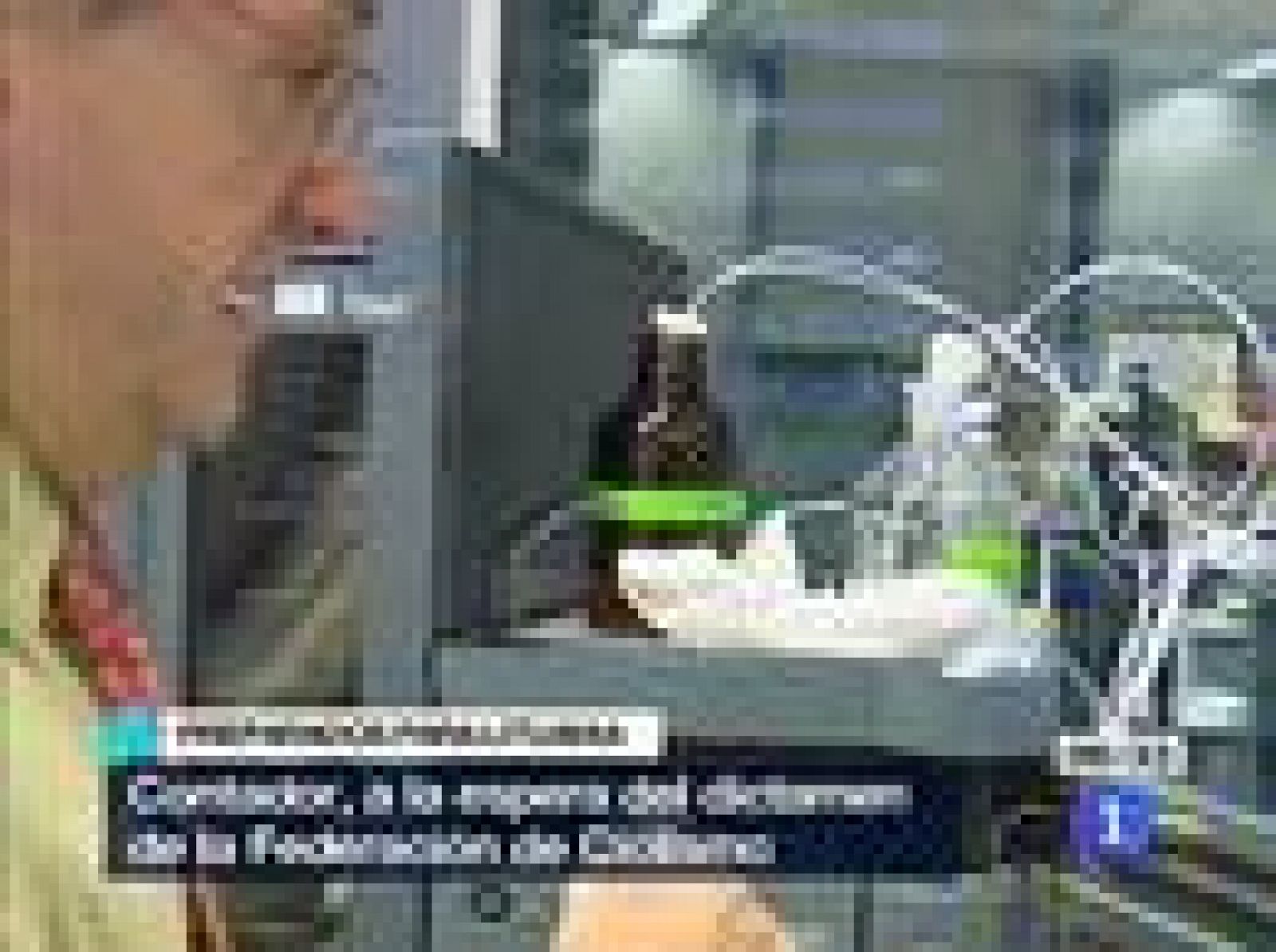 Telediario matinal en cuatro minutos - 06/10/10 | Ver