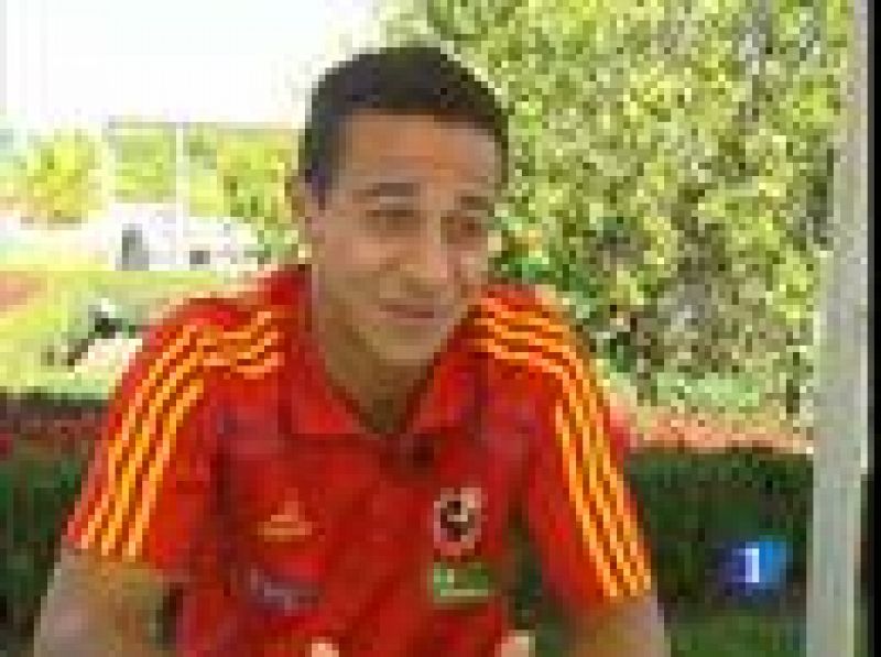 Thiago Alcántara, hijo de Mazinho e internacional español sub-21 ya ha elegido su futuro. Puede jugar con España o con Brasil, pero lo tiene claro, quiere seguir el camino que ya ha empezado en las categorías inferiores de la Roja.