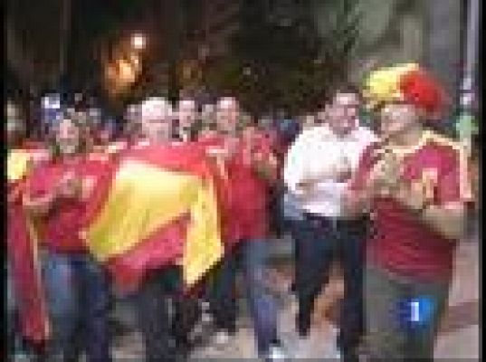 Telediario 1 - 'Locos por España'