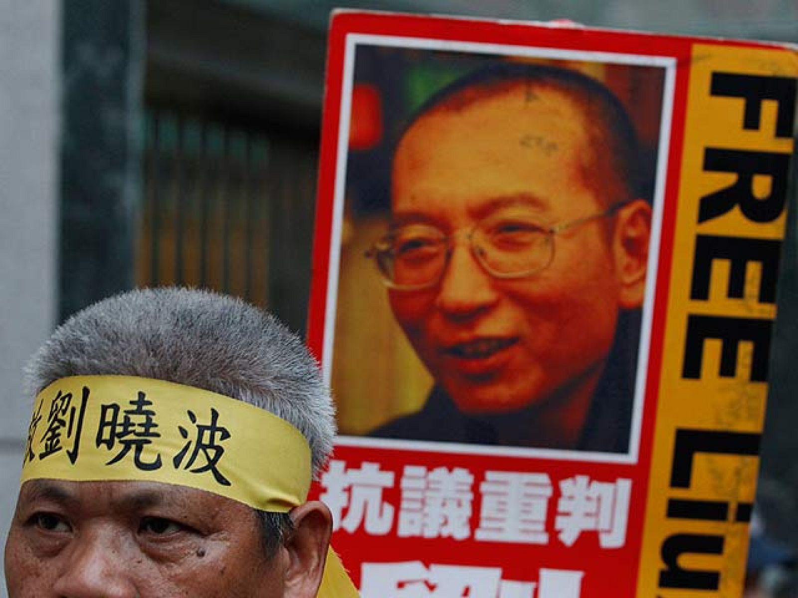China llama a consultas al embajador noruego en respuesta al Nobel a Liu Xiaobo | Ver