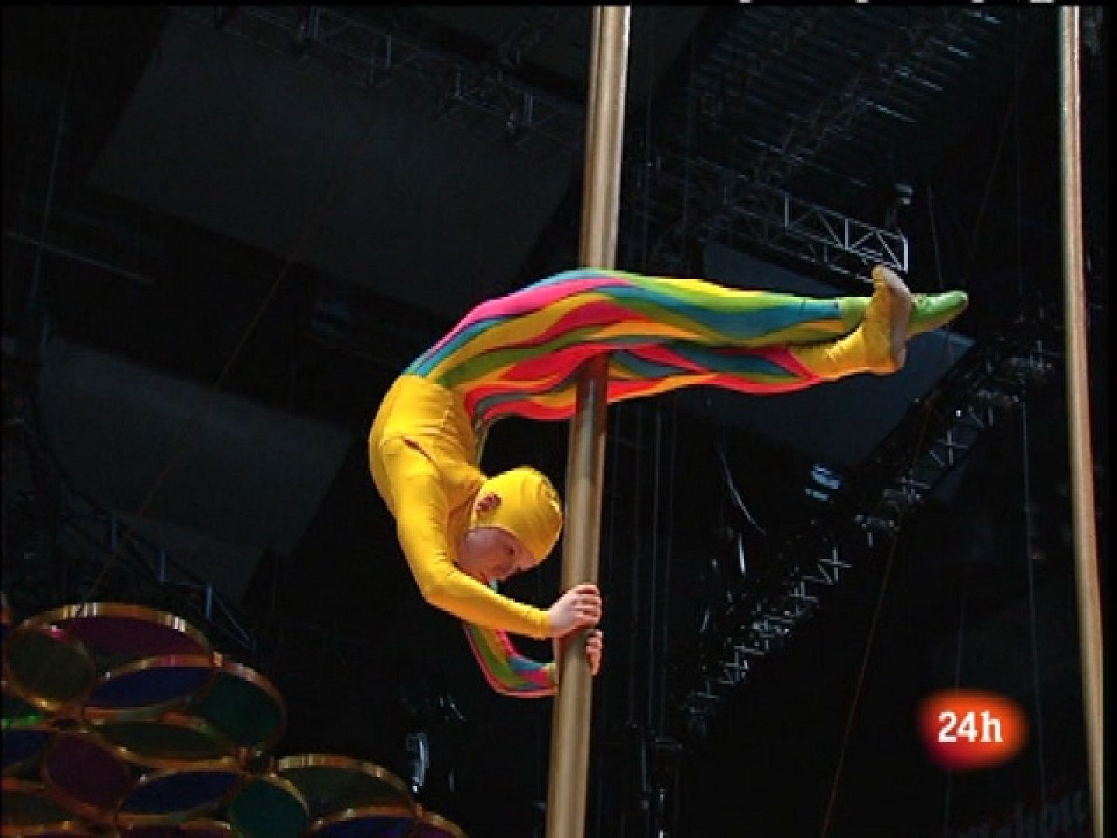 Semanal 24 Horas (09/10/10)