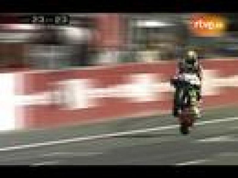 Toni Elías toca en Malasia su sueño de convertirse en campeón del mundo, de Moto2.