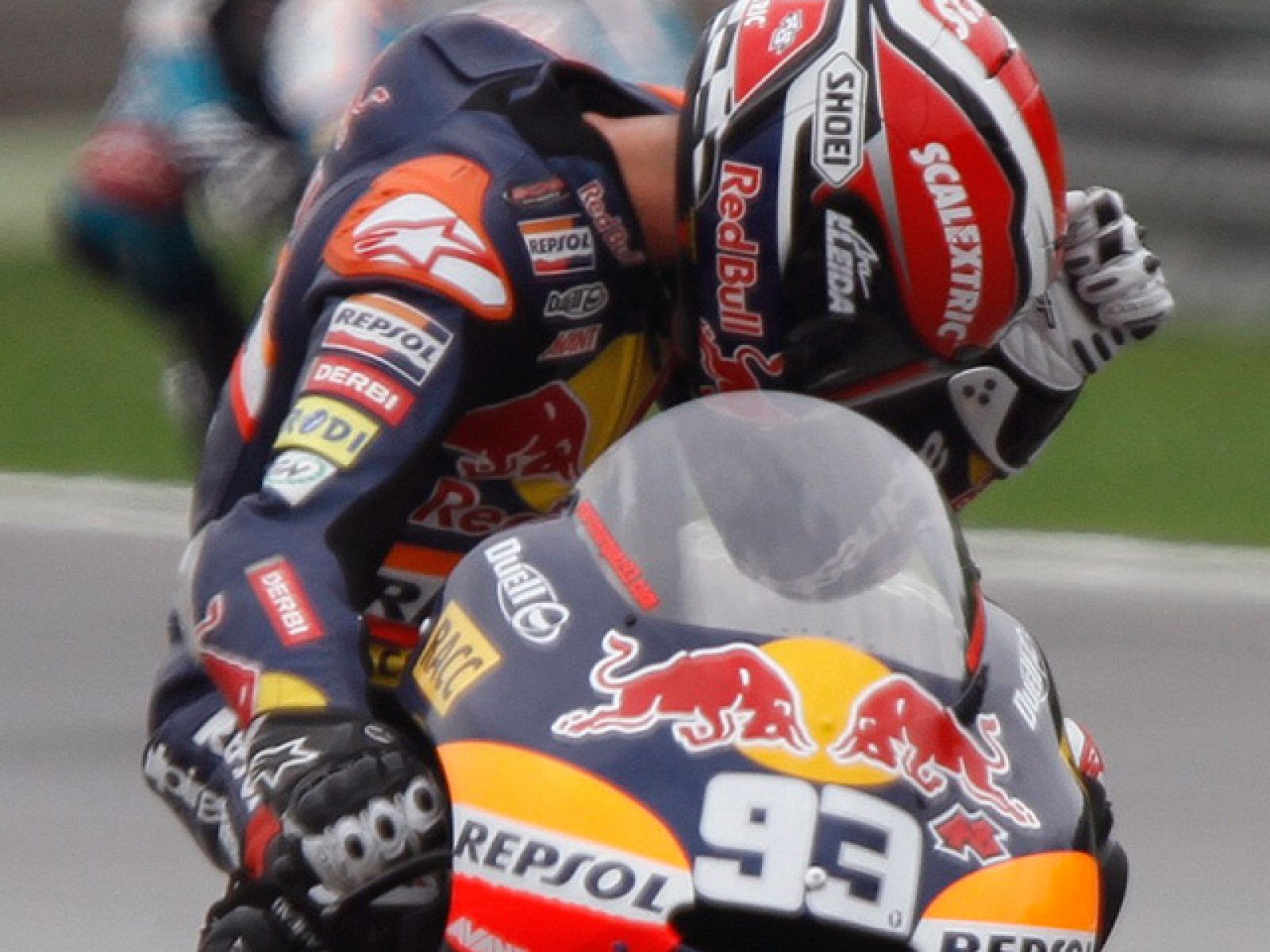 Todavía se desconoce el nombre del campeón, pero sí sabemos su nacionalidad: española. Como en Moto2 y MotoGP, el campeón de la categoría de 125 cc será español y, de momento, Marc Márquez lidera la clasificación.