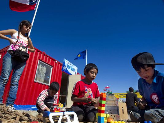  - Hijos de mineros atrapados a clase