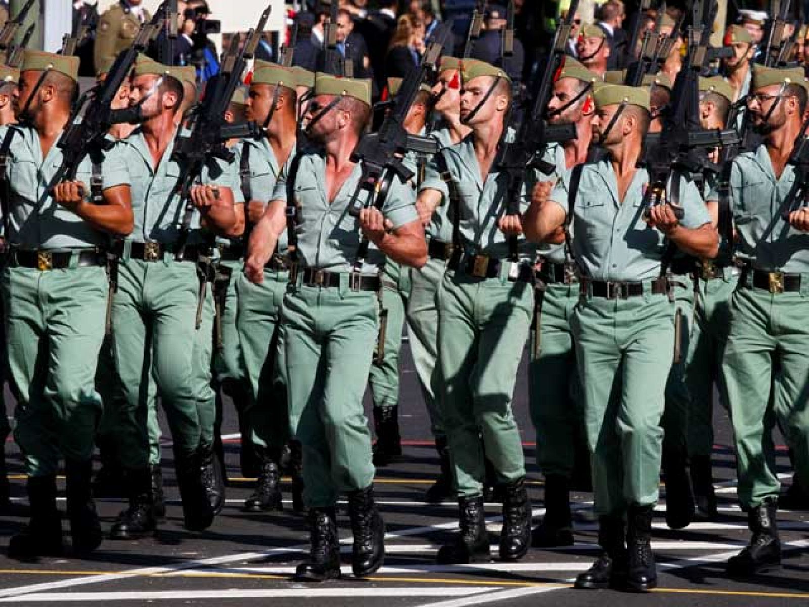 Desfile militar de la Fiesta Nacional