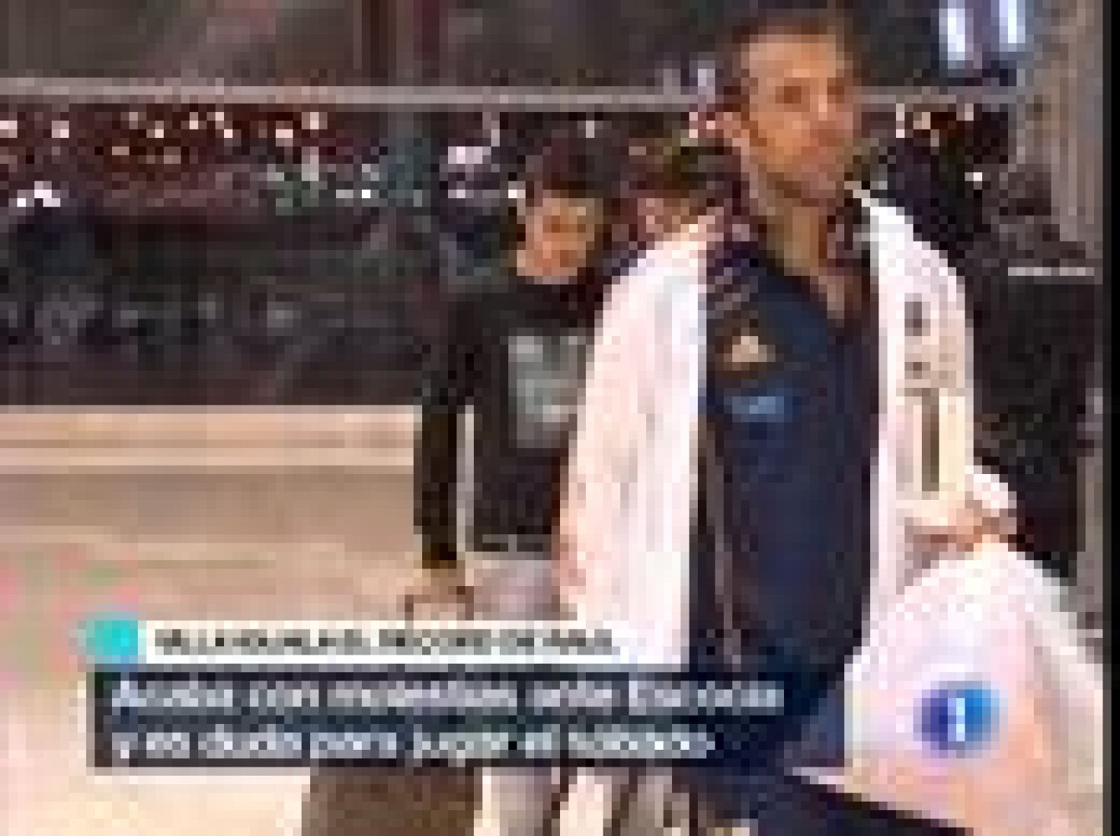 Villa marca de penalti ante Escocia | Ver