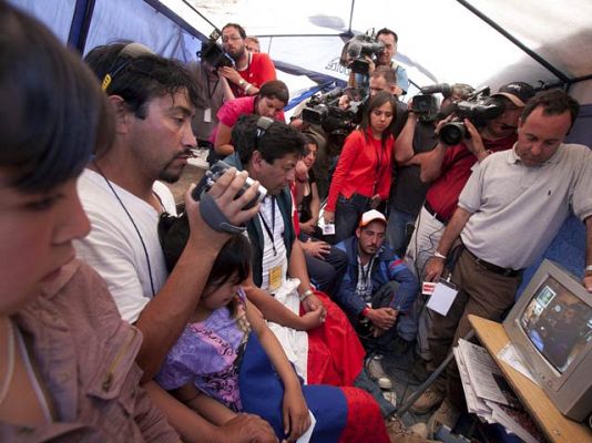  - Chile celebra el rescate de mineros