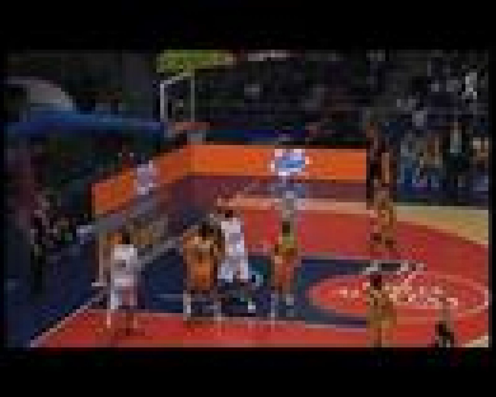 Baloncesto en RTVE: C. Laboral 82-61 Gran Canaria 2014 | RTVE Play