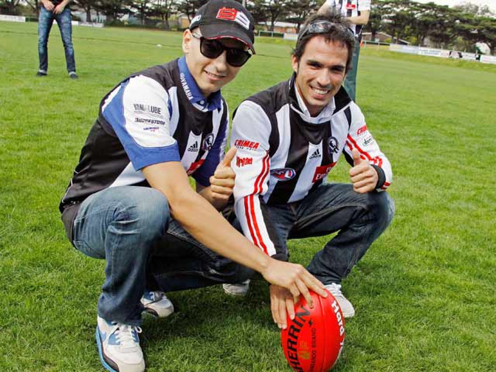 Jorge Lorenzo y Toni Elías ya se encuentran en Australia, donde estrenarán sus títulos mundiales conseguidos en Malasia.