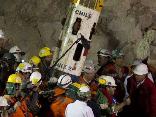  - Termina el recate de los 33 mineros